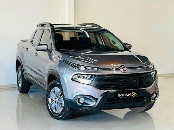 FIAT TORO 1.8 16V EVO FLEX FREEDOM AT6 FIAT TORO 1.8 16V EVO FLEX FREEDOM AT6